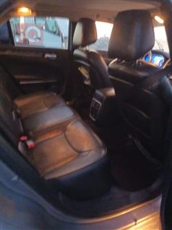 کرایسلەر 300